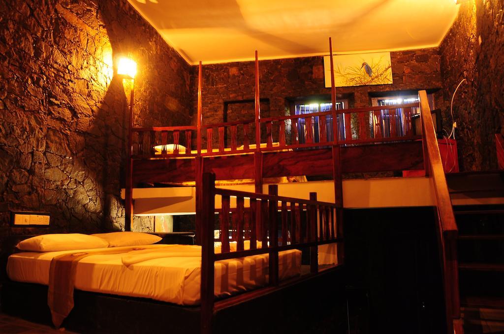 Hotel Boulder Garden Kalawana Zimmer foto